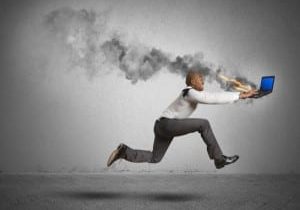 Laptop-problem-fire-600x441